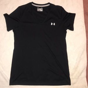 Under armor fitted V-neck workout